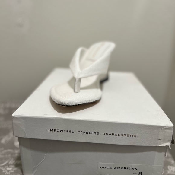 Good American acrylic wedge terry shoe - Picture 9 of 11